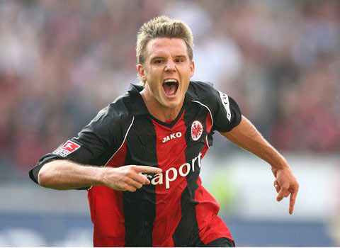 通过自己的 通过自己的